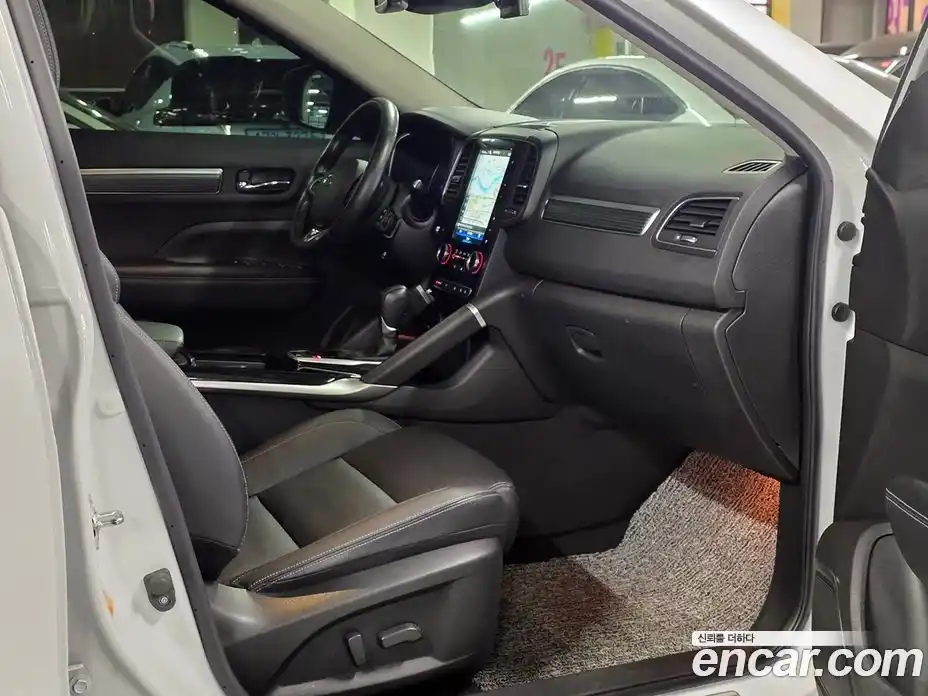 Renault QM6 2021 2.0 Автомат в Москве № 620116, фото 11