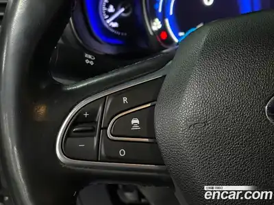 Renault QM6 2021 2.0 Автомат в Москве № 620116, миниатюра 9