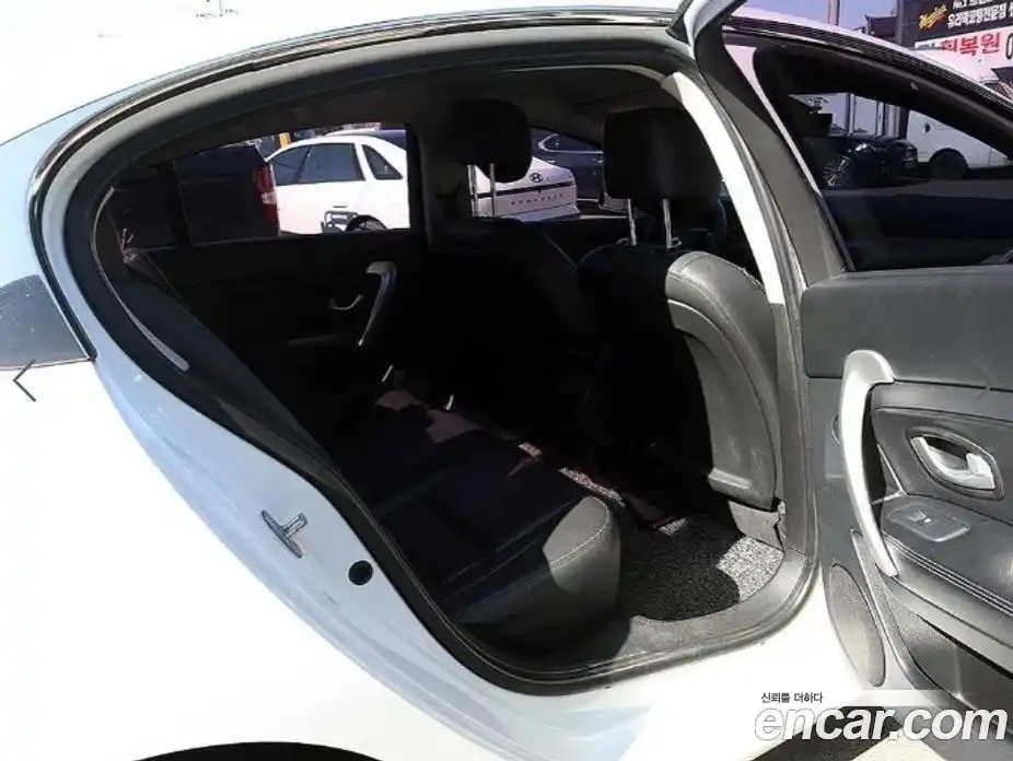 Renault SM5 2018 2.0 Автомат в Москве № 620184, фото 14