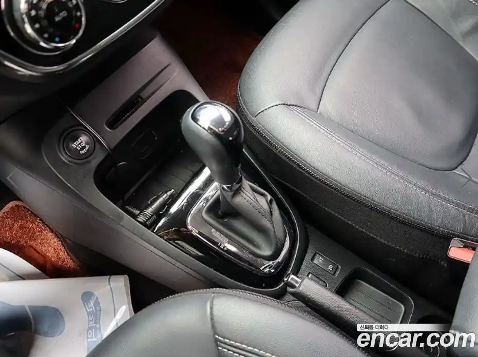 Renault QM3 2015 1.5 Автомат в Москве № 620275, фото 12