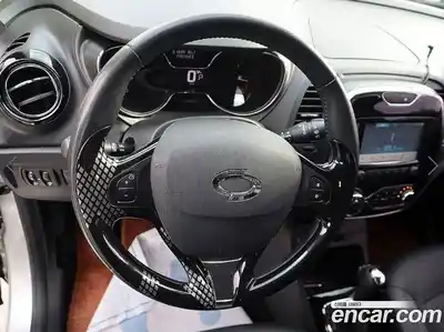 Renault QM3 2015 1.5 Автомат в Москве № 620275, миниатюра 8