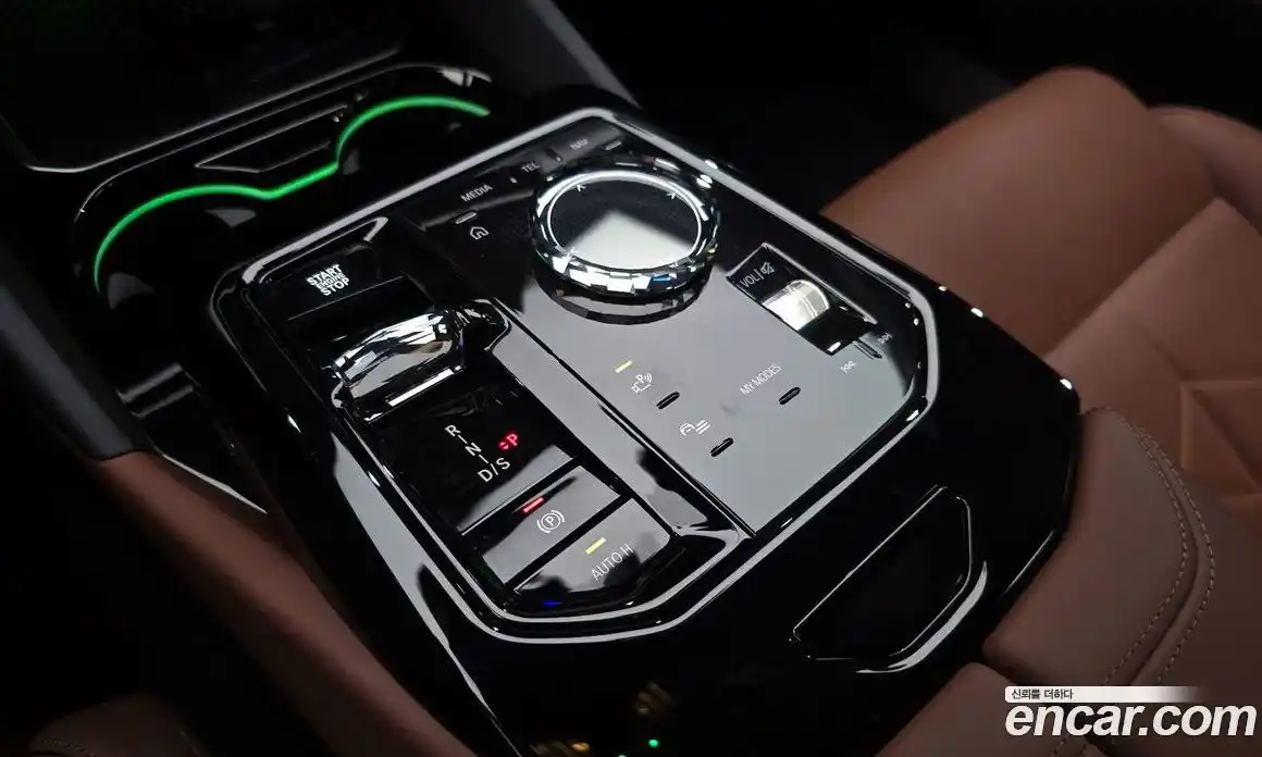 BMW 5-Series 2025 2.0 Автомат в Москве № 620639, фото 9