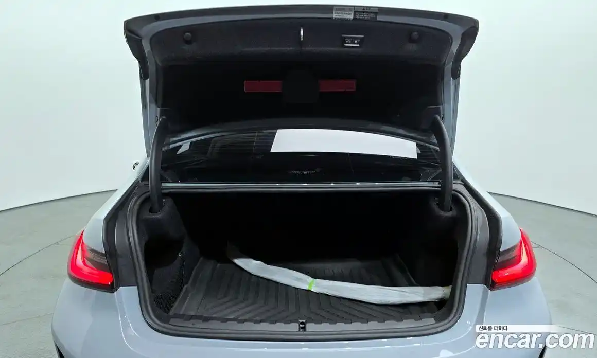 BMW 3-Series 2024 3.0 Автомат в Москве № 621447, фото 20