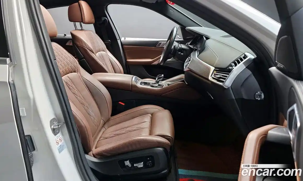 BMW X6 2023 3.0 Автомат в Москве № 621503, фото 11