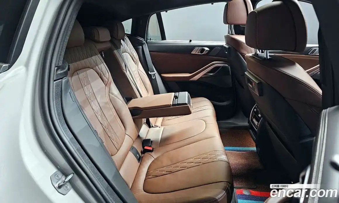 BMW X6 2023 3.0 Автомат в Москве № 621503, фото 12