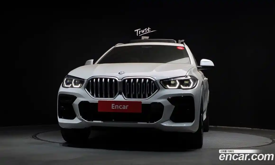 BMW X6 2023 3.0 Автомат в Москве № 621503, фото 3