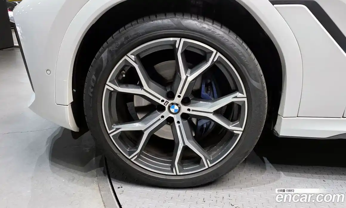 BMW X6 2023 3.0 Автомат в Москве № 621503, фото 5