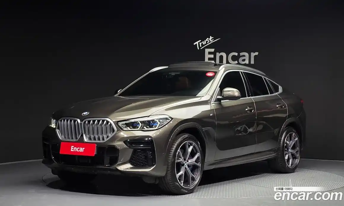 BMW X6 2022 3.0 Автомат в Москве № 622014, фото 1