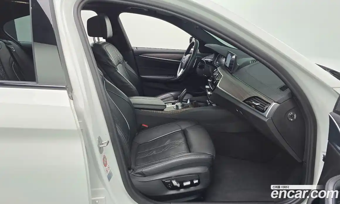 BMW 5-Series 2017 2.0 Автомат в Москве № 622374, фото 11