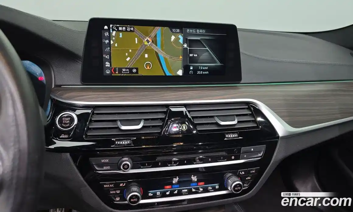 BMW 5-Series 2017 2.0 Автомат в Москве № 622374, фото 14