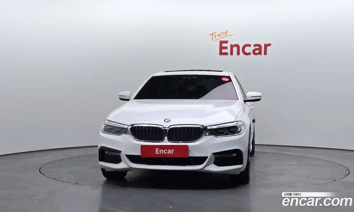 BMW 5-Series 2017 2.0 Автомат в Москве № 622374, фото 3