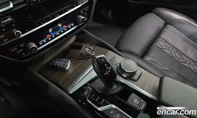 BMW 5-Series 2017 2.0 Автомат в Москве № 622374, миниатюра 9