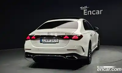 Mercedes-Benz E-Class 2024 2.0 Автомат в Москве № 622670, миниатюра 4