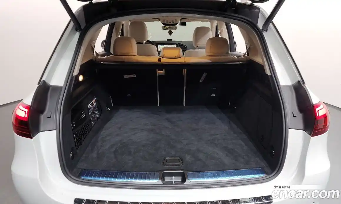 Mercedes-Benz GLE-Class 2025 2.0 Автомат в Москве № 622744, фото 20