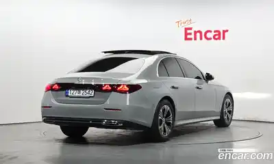 Mercedes-Benz E-Class 2024 2.0 Автомат в Москве № 622780, миниатюра 2