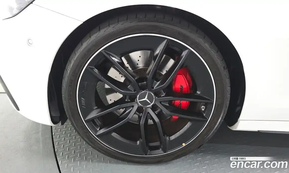 Mercedes-Benz E-Class 2023 3.0 Автомат в Москве № 623016, фото 4