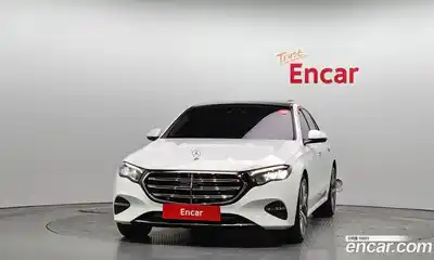 Mercedes-Benz E-Class 2024 2.0 Автомат в Москве № 623100, миниатюра 3