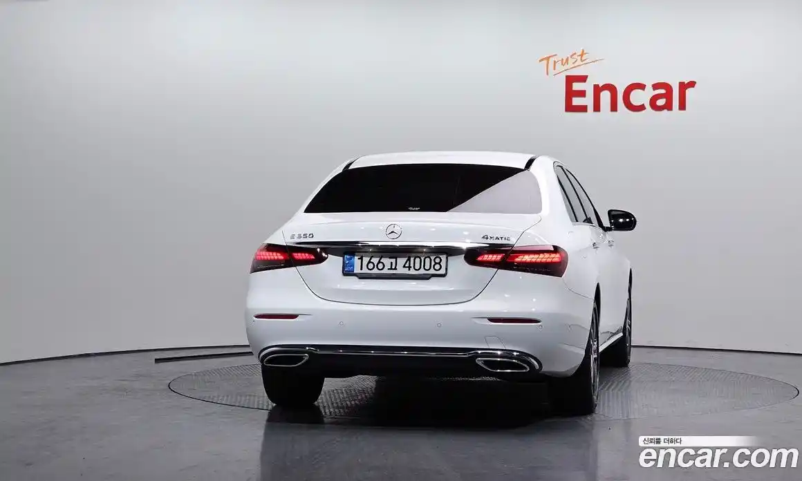 Mercedes-Benz E-Class 2022 2.0 Автомат в Москве № 623361, фото 4