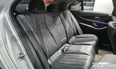 Mercedes-Benz E-Class 2020 1.9 Автомат в Москве № 623418, миниатюра 12