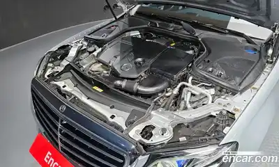 Mercedes-Benz E-Class 2020 1.9 Автомат в Москве № 623418, миниатюра 6