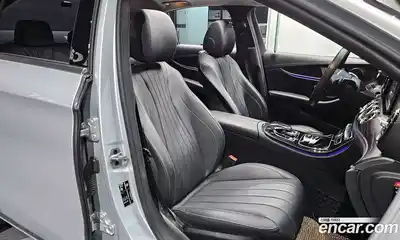 Mercedes-Benz E-Class 2020 1.9 Автомат в Москве № 623418, миниатюра 10