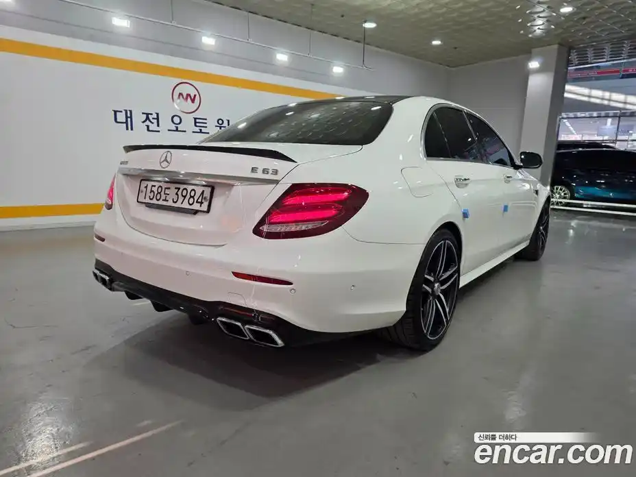 Mercedes-Benz E-Class 2019 4.0 Автомат в Москве № 623571, фото 5