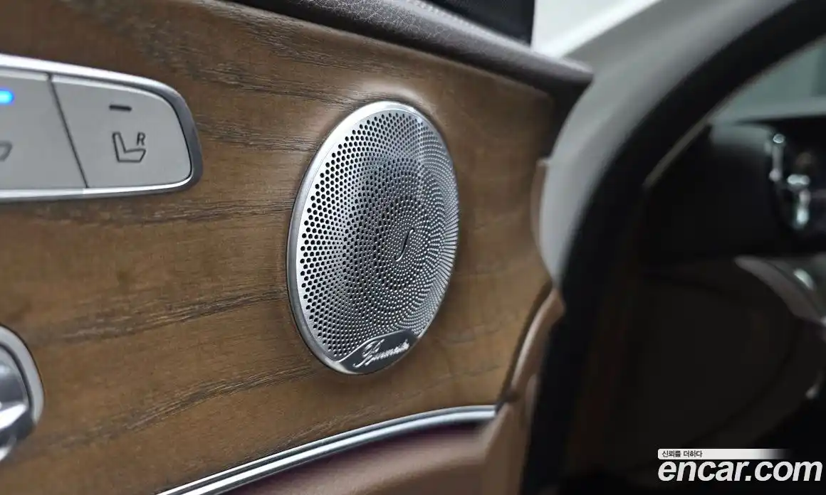 Mercedes-Benz E-Class 2019 2.0 Автомат в Москве № 623920, фото 19