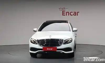 Mercedes-Benz E-Class 2019 2.0 Автомат в Москве № 623920, миниатюра 3