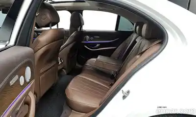 Mercedes-Benz E-Class 2019 2.0 Автомат в Москве № 623933, миниатюра 12