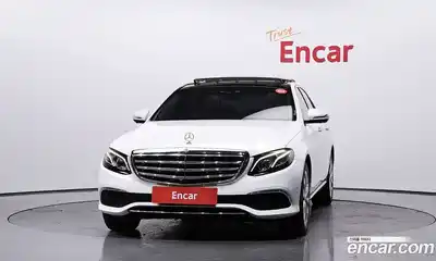 Mercedes-Benz E-Class 2019 2.0 Автомат в Москве № 623933, миниатюра 3