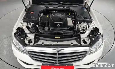 Mercedes-Benz E-Class 2019 2.0 Автомат в Москве № 623933, миниатюра 6