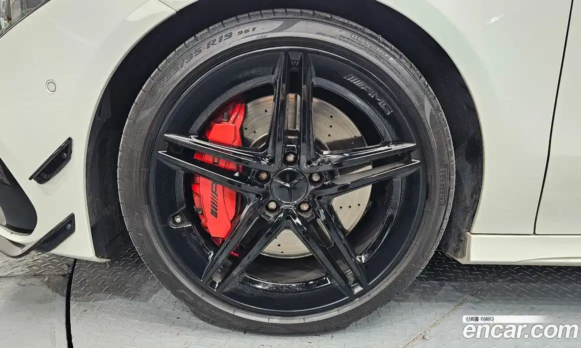 Mercedes-Benz CLA-Class 2020 2.0 Автомат в Москве № 624077, фото 5