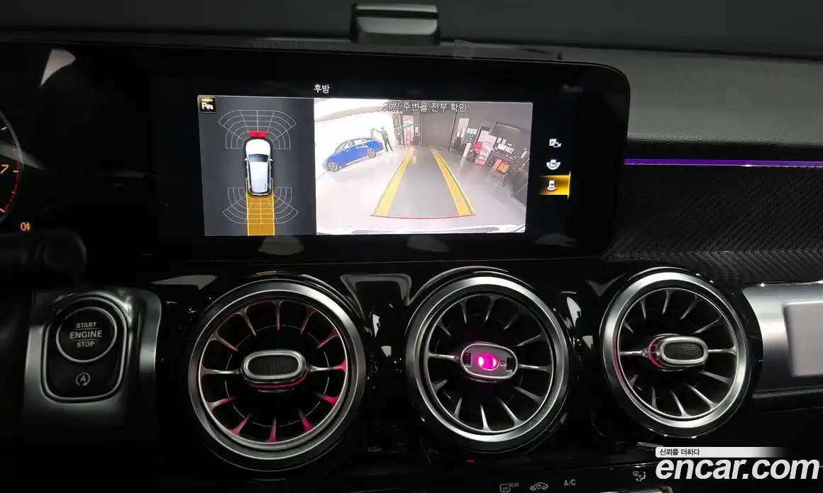 Mercedes-Benz GLB-Class 2021 2.0 Автомат в Москве № 624184, фото 15