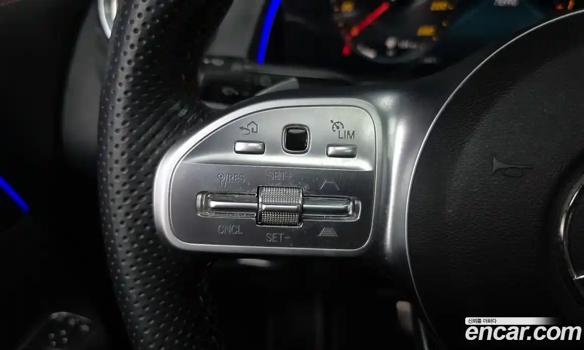 Mercedes-Benz GLB-Class 2021 2.0 Автомат в Москве № 624184, фото 18