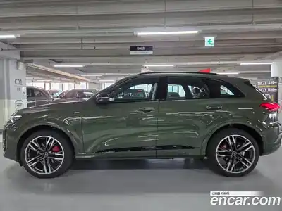 Audi Q5 2025 2.0 Автомат в Москве № 624579, миниатюра 4