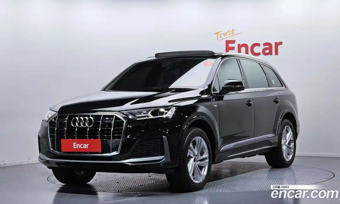 Audi Q7 2022 3.0 Автомат в Москве № 624857, фото 1