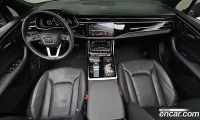 Audi Q7 2022 3.0 Автомат в Москве № 624857, миниатюра 7