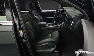 Audi Q7 2022 3.0 Автомат в Москве № 624857, миниатюра 10