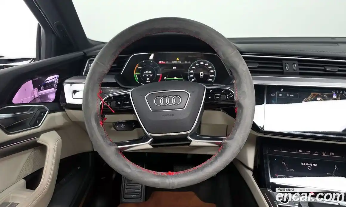 Audi e-tron 2022 0.2 Автомат в Москве № 624872, фото 13