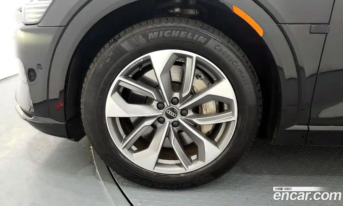 Audi e-tron 2022 0.2 Автомат в Москве № 624872, фото 5