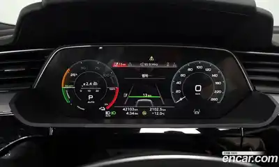 Audi e-tron 2022 0.2 Автомат в Москве № 624872, миниатюра 8