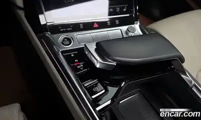 Audi e-tron 2022 0.2 Автомат в Москве № 624872, миниатюра 9