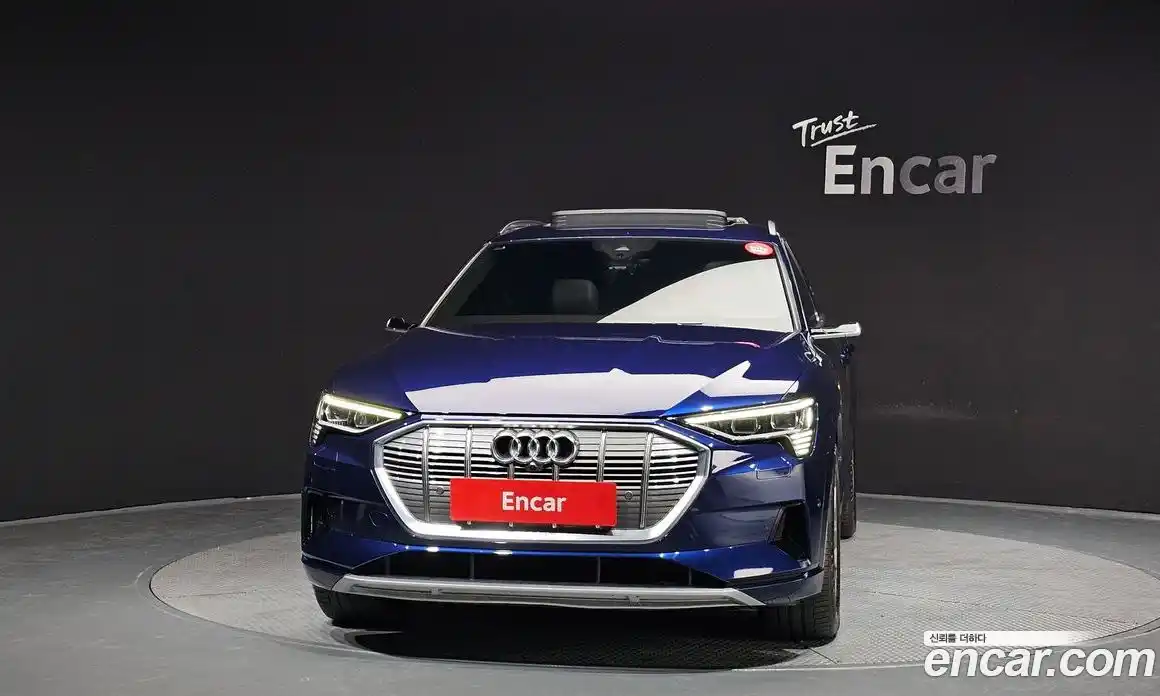 Audi e-tron 2022 0.2 Автомат в Москве № 625150, фото 3