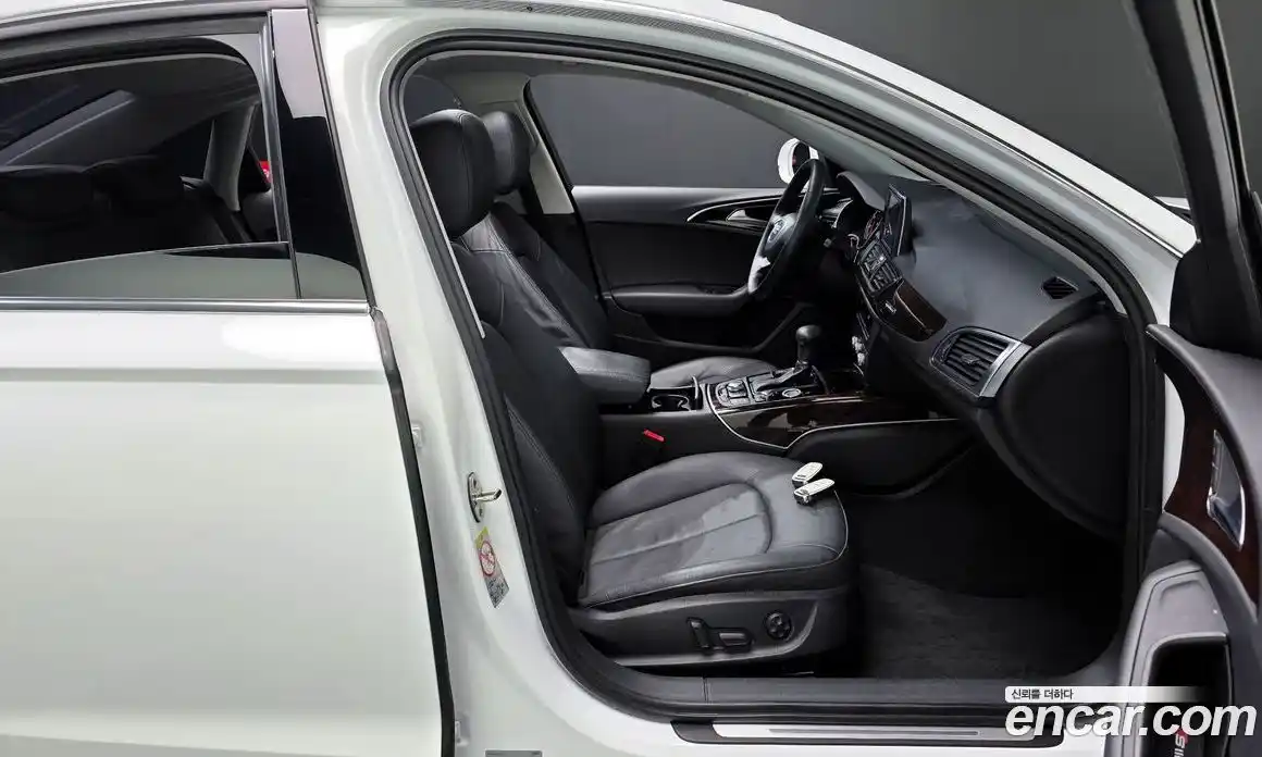 Audi A6 2013 3.0 Автомат в Москве № 625307, фото 10