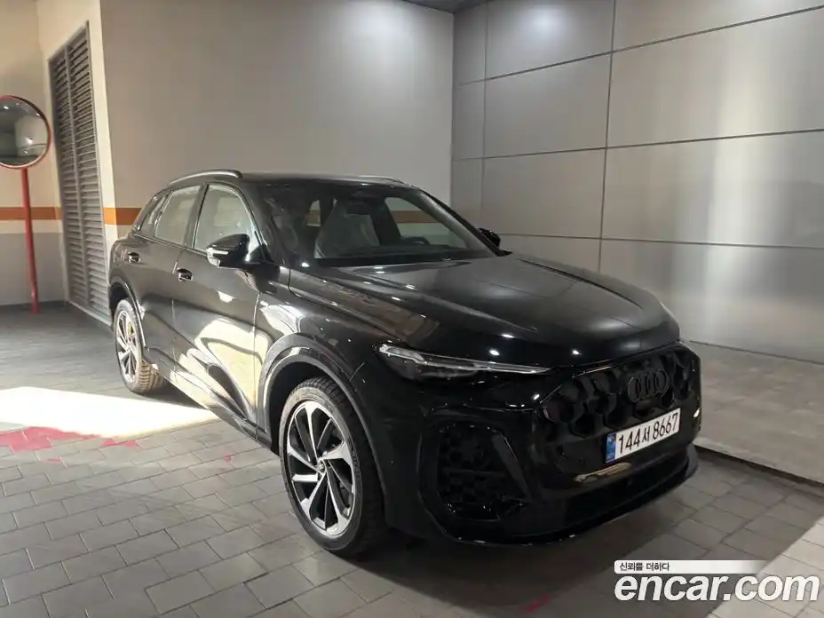 Audi Q5 2025 2.0 Автомат в Москве № 625839, фото 4