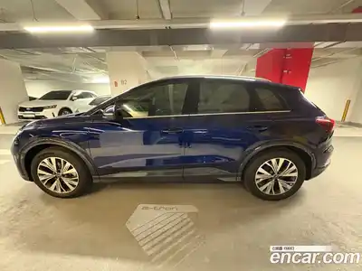 Audi Q4 e-tron 2025 Автомат в Москве № 625874, миниатюра 3