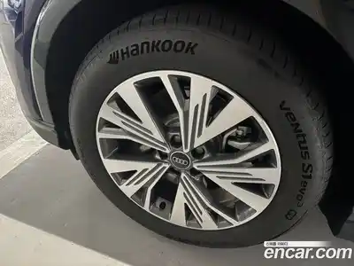 Audi Q4 e-tron 2025 Автомат в Москве № 625874, миниатюра 5