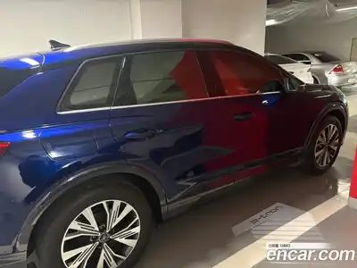 Audi Q4 e-tron 2025 Автомат в Москве № 625874, миниатюра 9