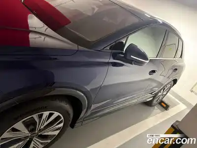 Audi Q4 e-tron 2025 Автомат в Москве № 625874, миниатюра 10