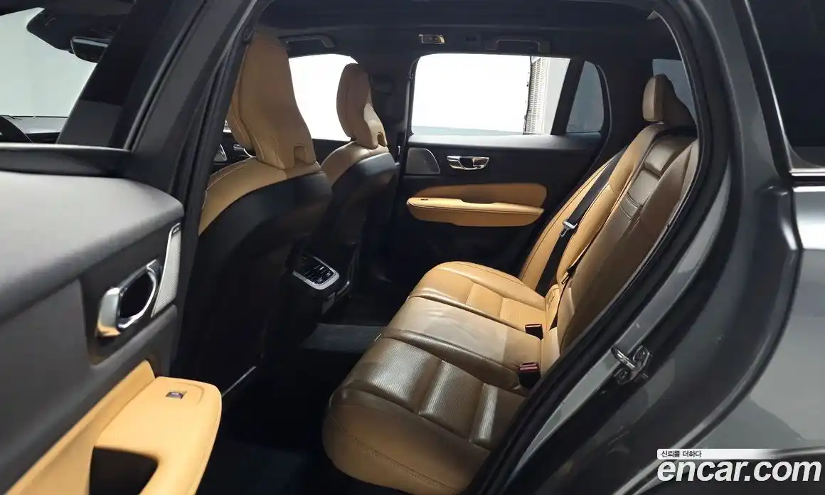 Volvo V60 2020 2.0 Автомат в Москве № 626302, фото 11